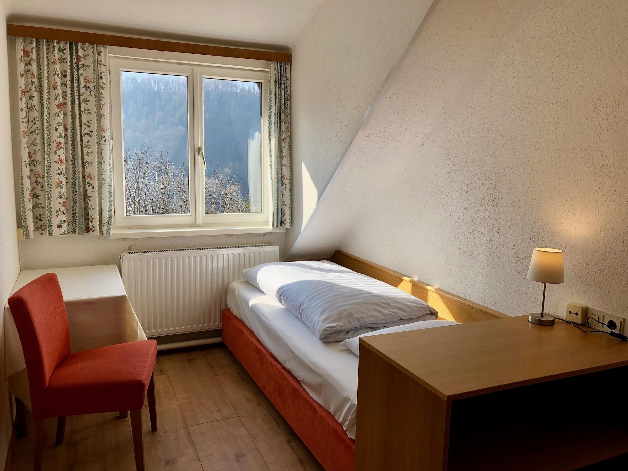 Schöne Aussicht 3*