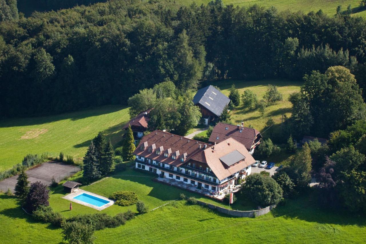 Schöne Aussicht 3*