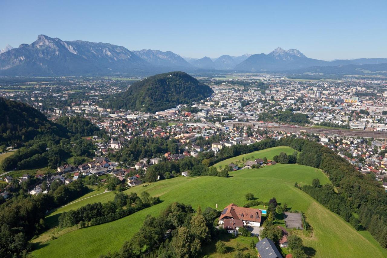 Schöne Aussicht 3*
