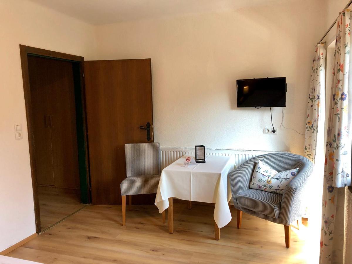 Hotel Schöne Aussicht 3*