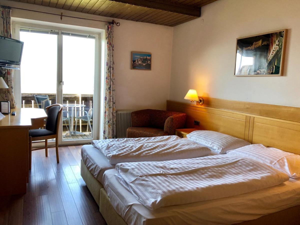 Schöne Aussicht Hotel 3*