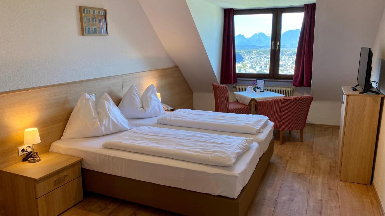 Schöne Aussicht Hotel 3*