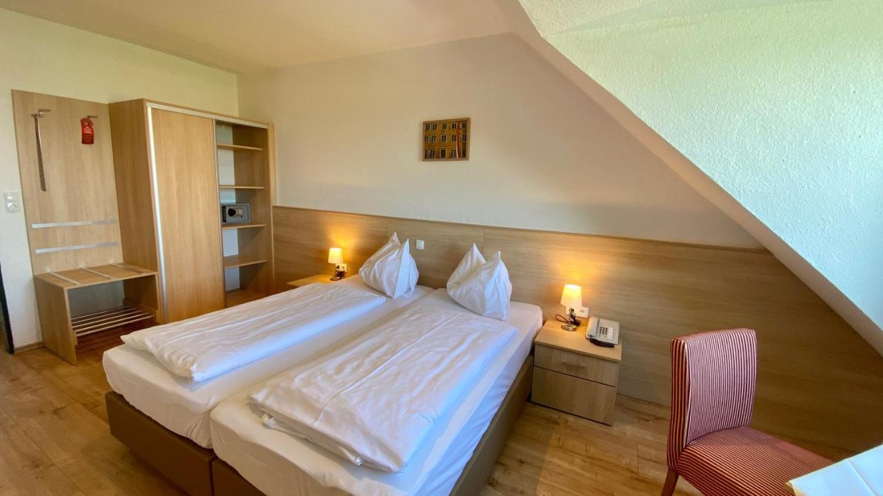 Hotel Schöne Aussicht 3*